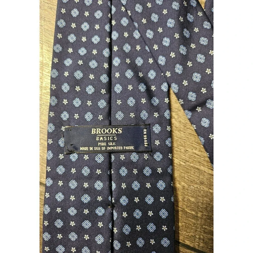 Brooks Brothers Vintage Brooks Basic Pure Silk Blue Tie